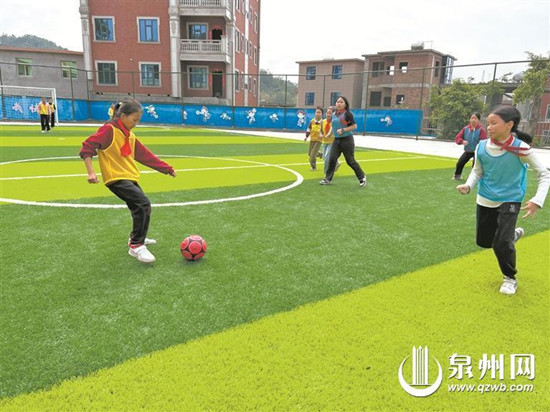 B·sport（中国体育）：南安：八方爱心汇聚情暖乡村教育(图1)