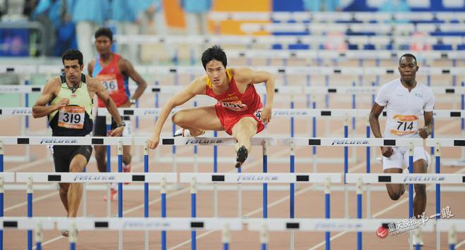 B·sport（中国体育）：塑胶跑道的第几跑道是黄金(图1)