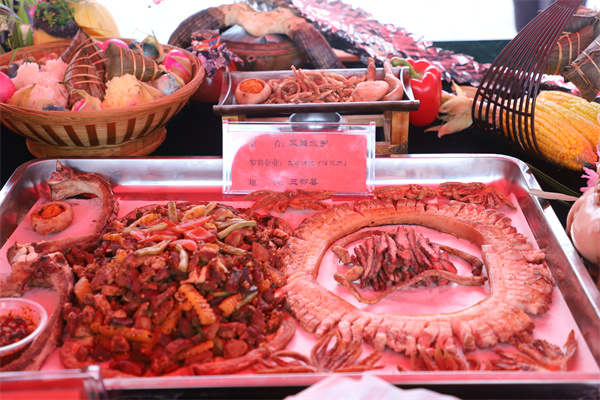 “都柳江杯”篮球赛带动三都住宿餐饮等消费达2000余万元(图3)