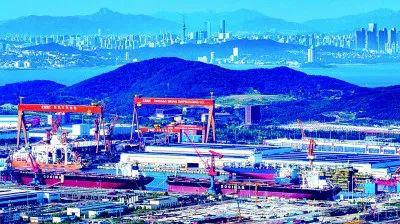 B体育：央媒看青岛《光明日报》关注青岛大力推进新型工业化：创新驱动“智造”加速(图1)