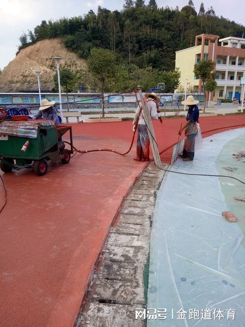 B·sport（中国体育）：为何塑胶跑道偏爱夏季施工？(图3)
