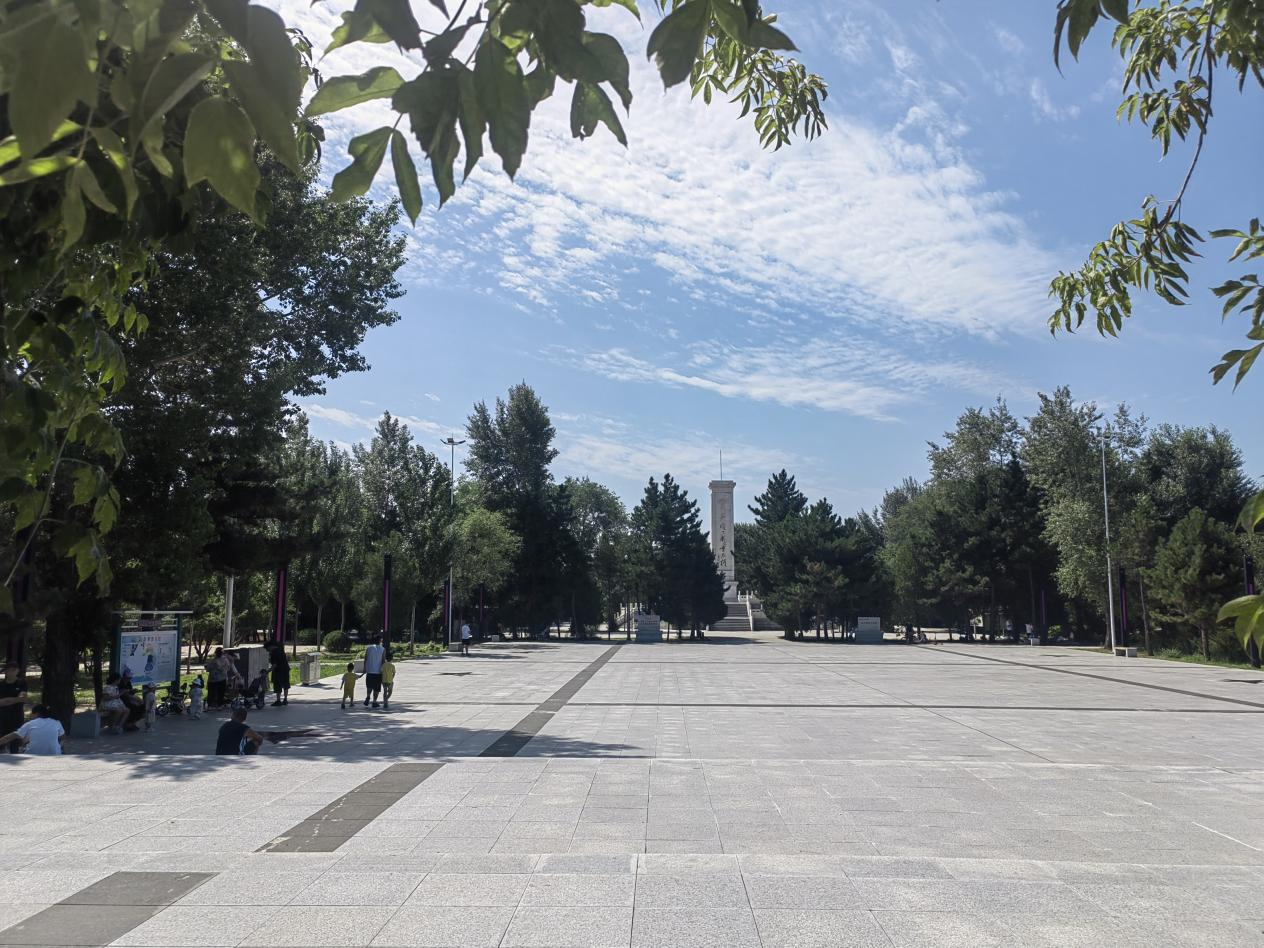 B体育：库伦旗：完善基础设施增进民生福祉(图2)