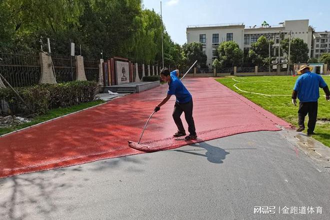 塑料跑道施工的关键注意事项你绝不能忽视！(图5)