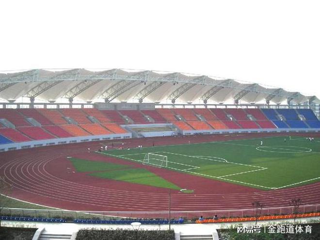 塑料跑道施工的关键注意事项你绝不能忽视！(图2)