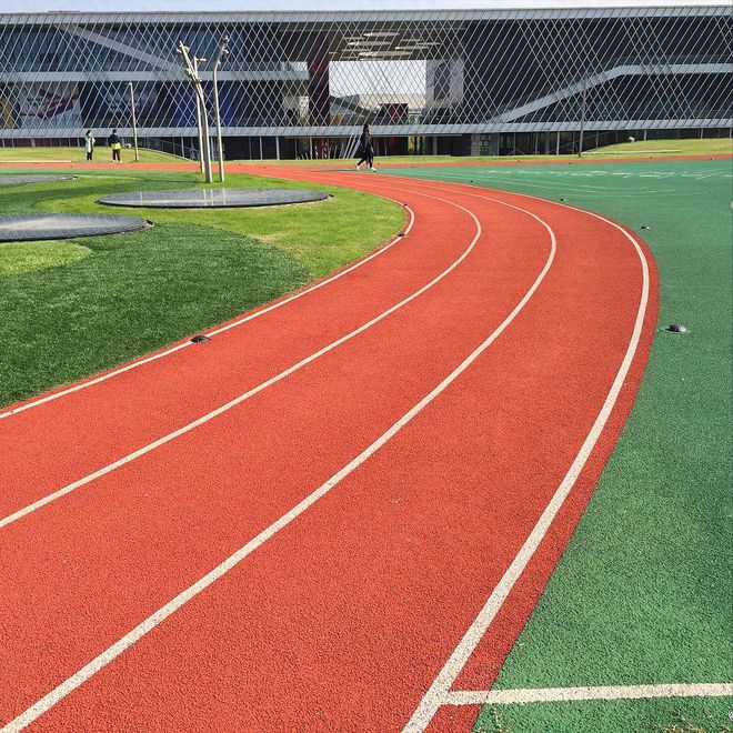体育场塑胶跑道(图2)