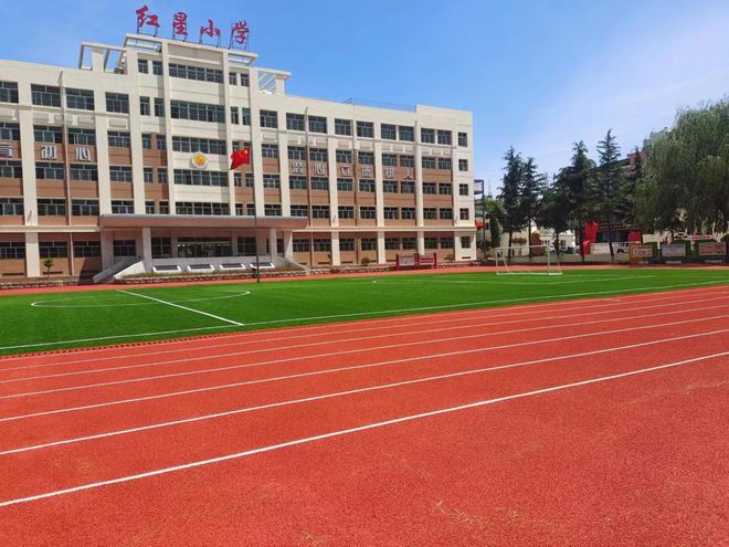 B体育：塑胶跑道施工丨塑胶跑道让人们的生活运动更健康！(图2)