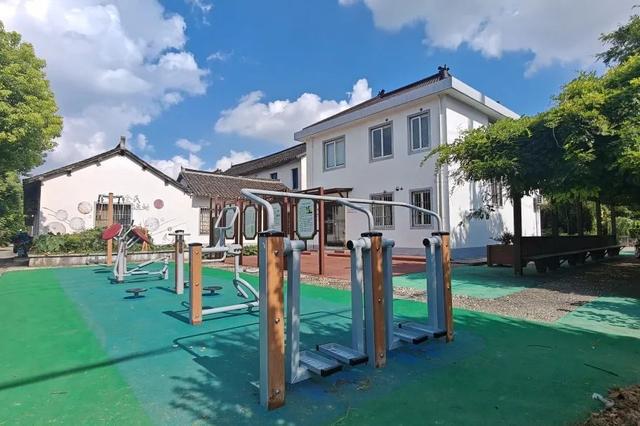 奉贤这个村里的体育健身设施迎来全面升级！(图3)