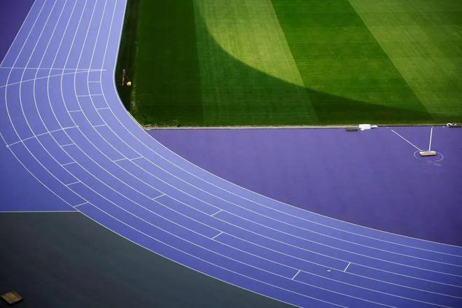 B·sport（中国体育）：跑道上的色彩之旅：从巴黎的紫到广州的红蓝(图9)