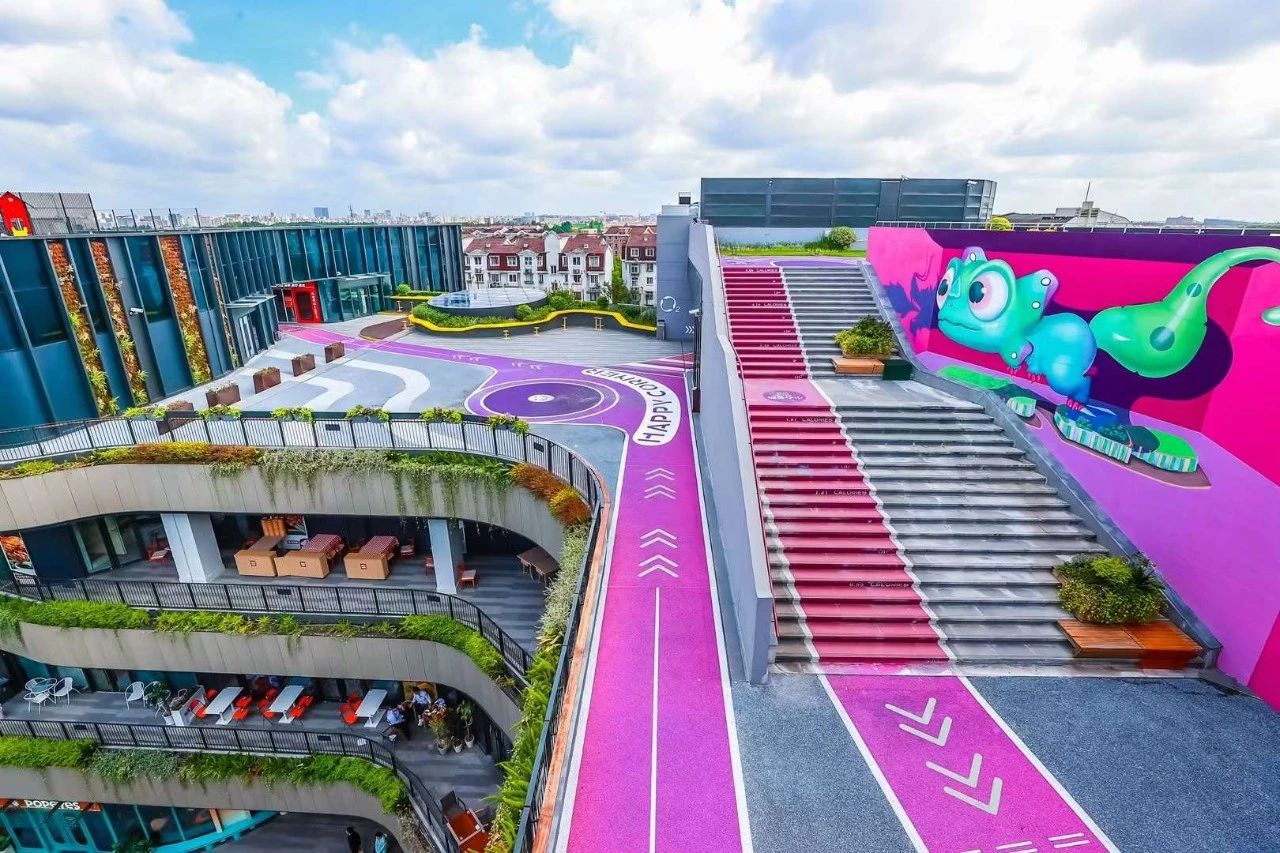 B体育：长宁这几处奥运同款紫色跑道超~级~出~片！(图1)