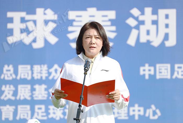 新华社客户端湖北频道｜2024年第四届“全民健身健康中国”全国县域足球赛湖北赛区总决赛在巴东激情开赛(图3)