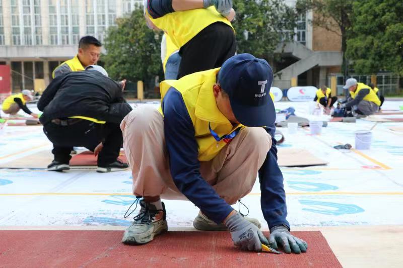 校园体育的“地基”由他们铺设(图7)