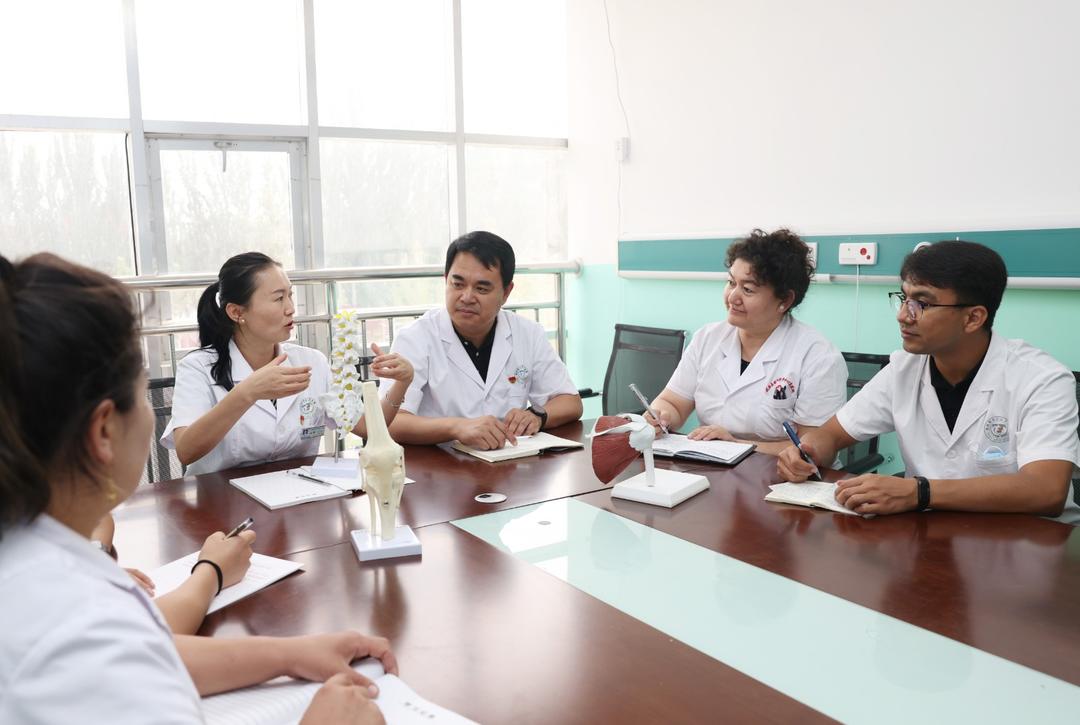 山东对口援疆在昆仑山脚下浇灌民族团结进步之花(图3)