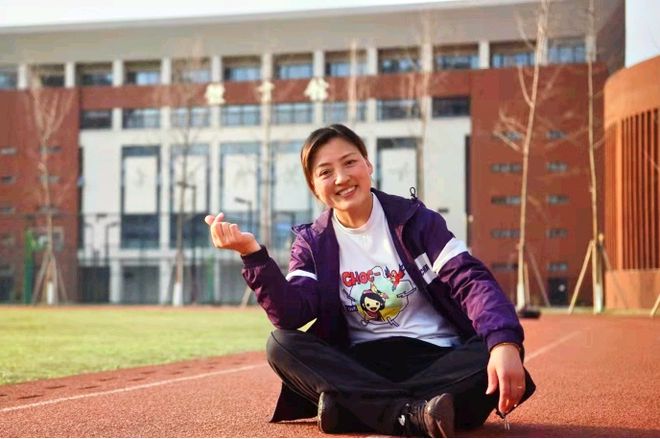 1年、10年、20340年不同教龄教师代表共同承诺：请相信西湖教育人一定会把西湖教育办好！(图11)