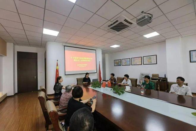 你的“金点子”我们来实现！这一社区健身苑点“换新装”啦→(图2)