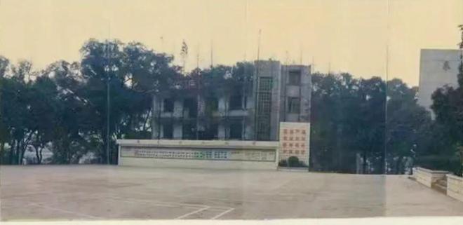 回忆杀！一位“老二中”珍藏的照片里可有你的青春回忆？(图5)