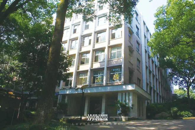 回忆杀！一位“老二中”珍藏的照片里可有你的青春回忆？(图2)