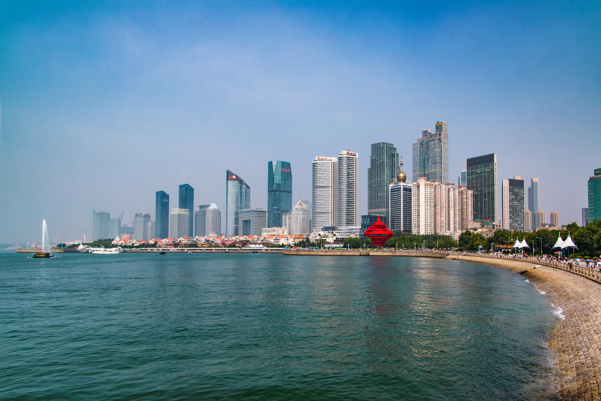 提升市民生活质量青岛推动文化和体育事业协调发展(图1)