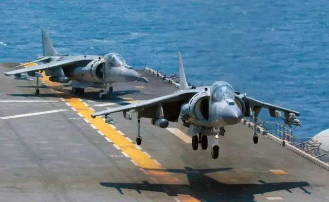 B·sport（中国体育）：歼35是一架伪装成中型机的重型机集成大量黑科技F35不是对手(图5)