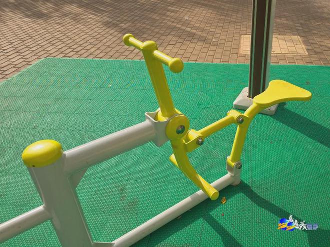 B·sport（中国体育）：嘉峪关街头出现新神器！很智能、长这样……(图3)