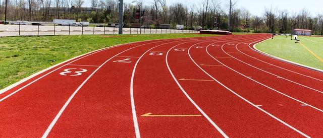 B体育：塑胶跑道制作流程(图3)