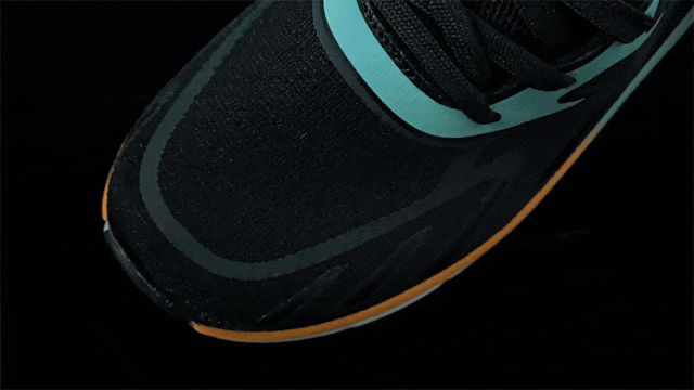 B体育：跑鞋这种东西100元和1000元差别有多大？(图18)