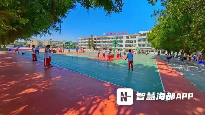 B体育：投入超3000万元！惠安这些学校操场“旧貌换新颜”！(图1)