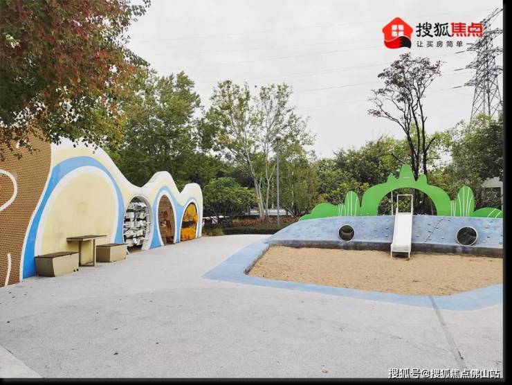 名校落空后!罗村准现楼被爆小区架空层建共享厨房、垃圾成堆？(图10)