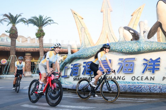B·sport（中国体育）：大咖騎行打卡精華賽段首屆環上海·新城自行車賽呈現絕美景觀體育(图13)