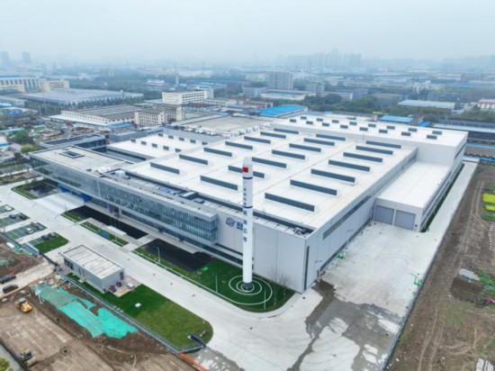 B体育：年终盘点：东方雨虹2024年十大关键词(图1)