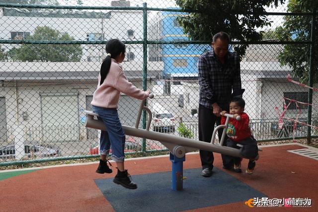 打造家门口的健身房！东莞多个社区升级健身器材(图2)