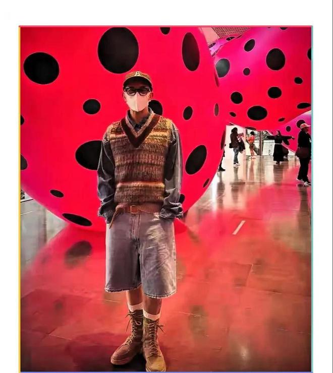 B·sport（中国体育）：反转了！大s具俊晔圣诞节照片不是P图具俊晔当天还在台北看了画展(图2)