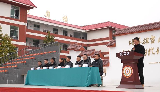 山海情│布拖来了位潘校长(图4)