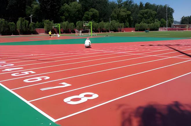 B体育：塑胶跑道应该选择什么品牌看看这份！(图4)