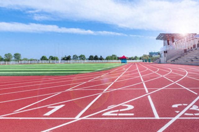 B体育：塑胶跑道粘接施工注意事项(图5)