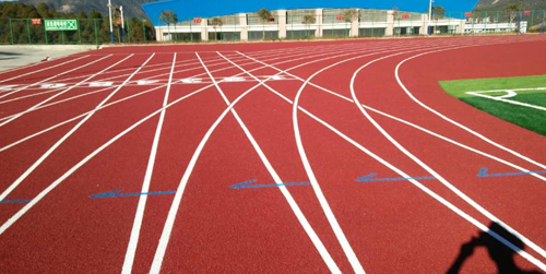 塑胶跑道材料达标的判断标准(图1)