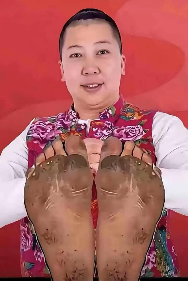 东北雨姐遭人恶搞造黄谣有人把专营店体验机壁纸全部换成雨姐(图1)