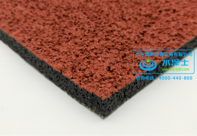 两分钟认清不同的塑胶跑道！别再傻傻分不清了(图2)