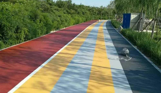 领航塑胶跑道：品质铸就未来(图2)