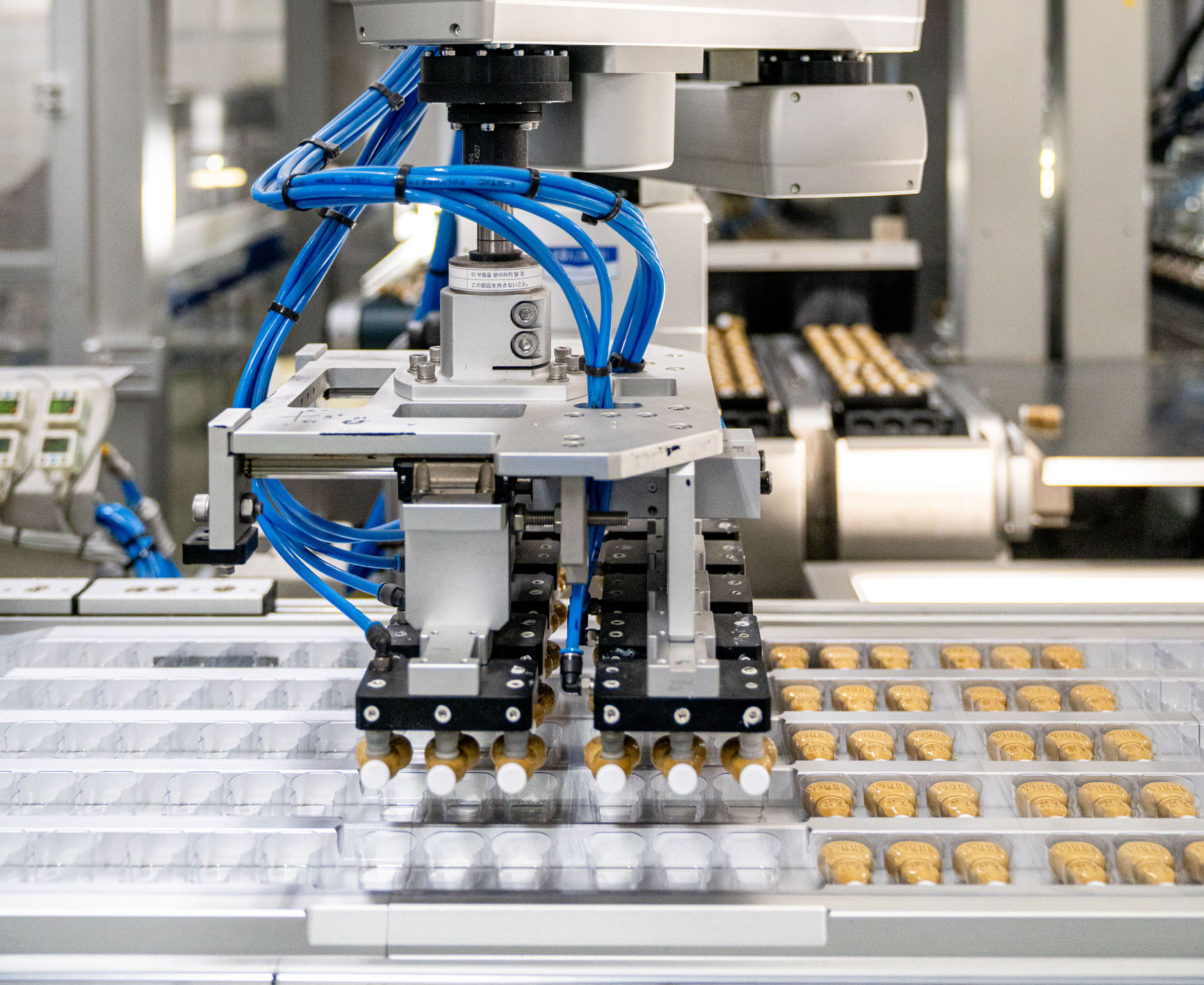 老字号药企抢占国潮消费新赛道(图1)