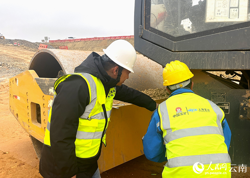 以匠心筑“天路”的“筑路人”(图3)