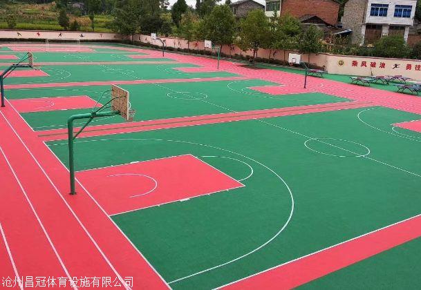 B体育：操场塑胶跑道铺设厂家(图2)