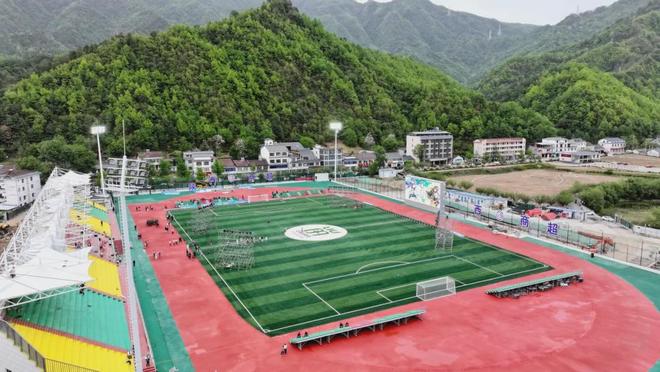 汉中这个公共体育场正式建成使用！(图1)