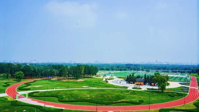 “城中村”蝶变“能量之森”！海淀这个万人运动场让城市活力跃迁(图9)