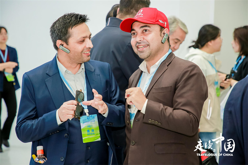 B·sport（中国体育）：外媒聚焦呼和浩特产业升级：焕新传统产业布局新兴赛道(图1)