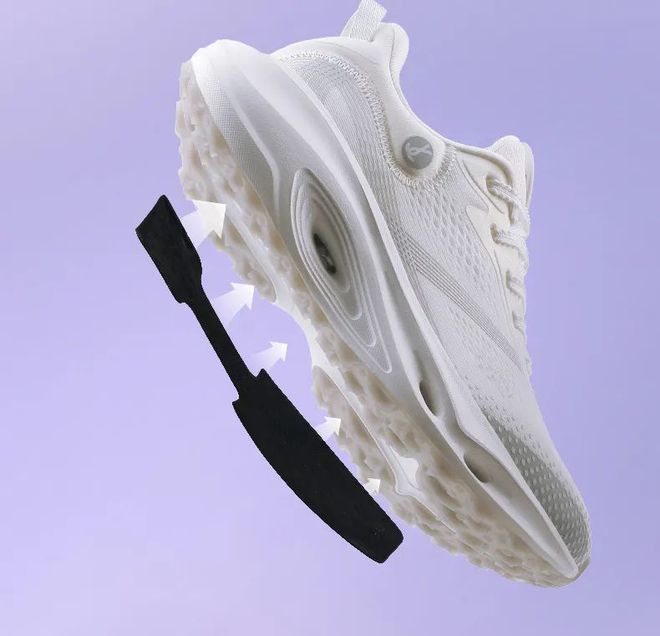 B·sport（中国体育）：牛！中国制造已经强到如此可怕了！百元造某克某迪千元级跑鞋！(图8)