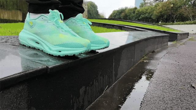 B·sport（中国体育）：牛！中国制造已经强到如此可怕了！百元造某克某迪千元级跑鞋！(图14)