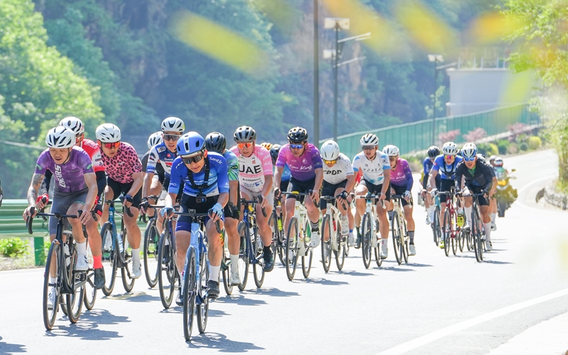 B·sport（中国体育）：赛事哨声起三秦百姓“燃”起来(图1)