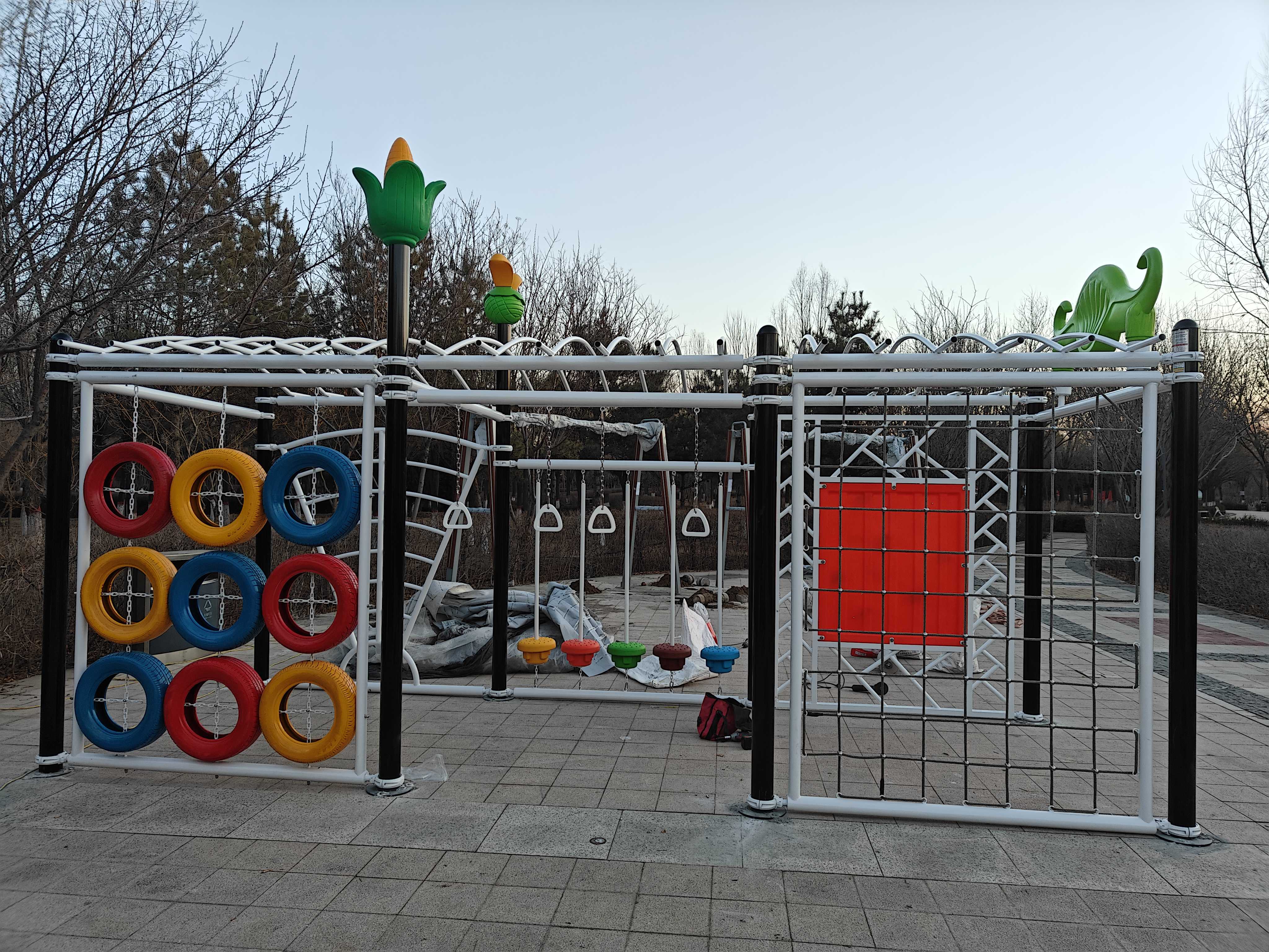 B体育：持续推进适儿化体育健身设施配置构建更高水平全民健身公共服务体系(图2)