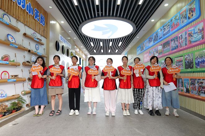 B体育：开学季｜从“心”出发、从细着手！一切就绪只为等你(图2)