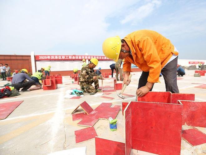 B·sport（中国体育）：塑胶跑道是怎么施工的(图5)